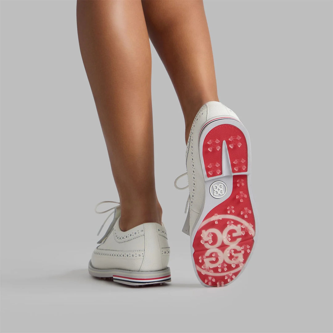 G/FORE WOMEN'S GALLIVANTER LEATHER LONGWING KILTIE GOLF SHOE - SNOW