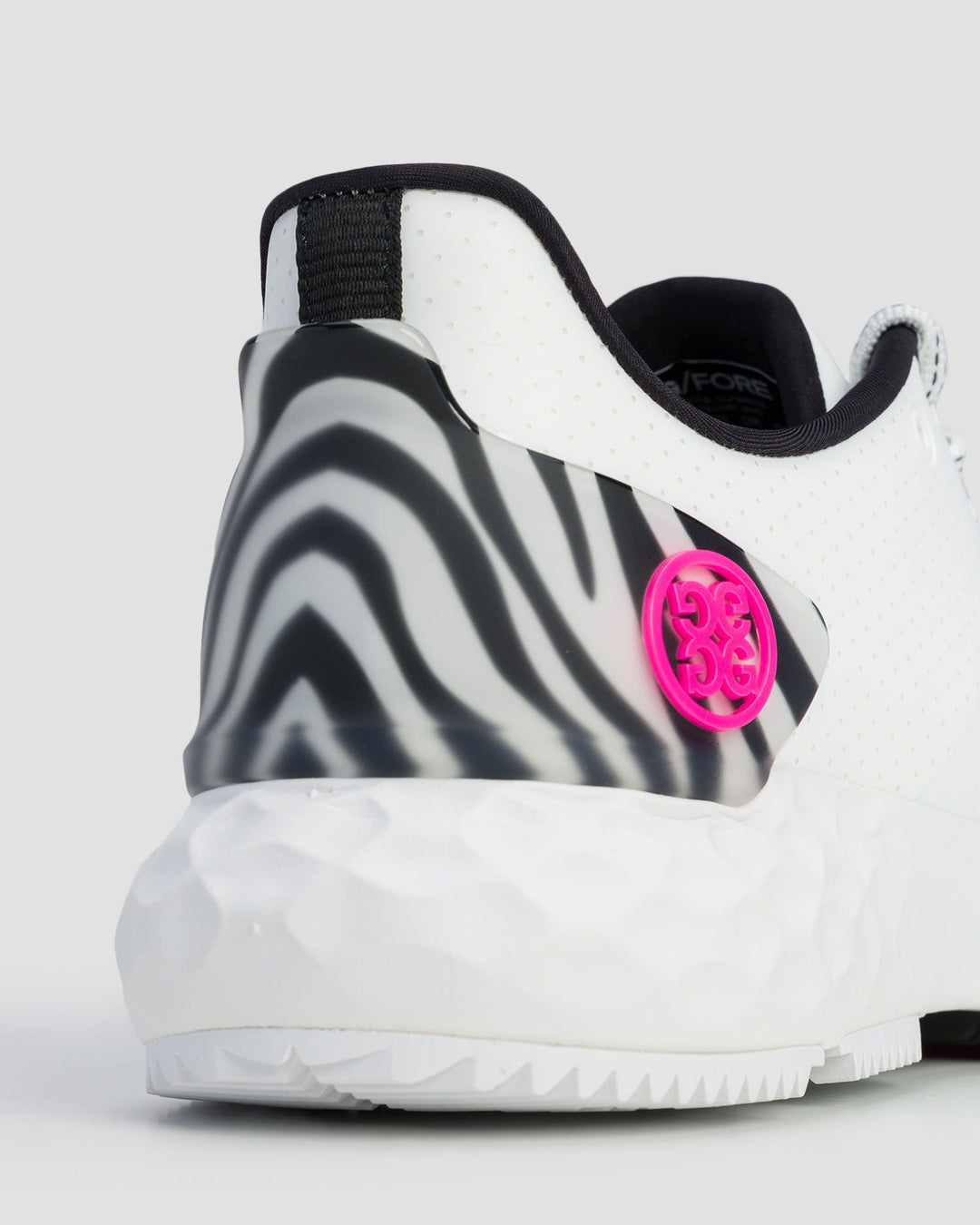 G/FORE WOMENS MG4+ PERFORATED ZEBRA ACCENT GOLF SHOE - SNOW
