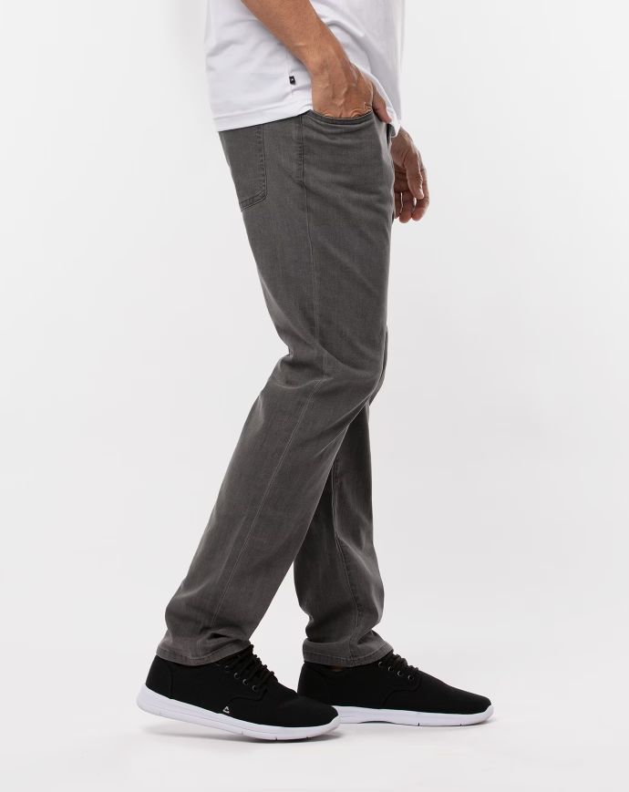 TRAVIS MATHEW MEN'S LEGACY 5 POCKET PANTS- GREY