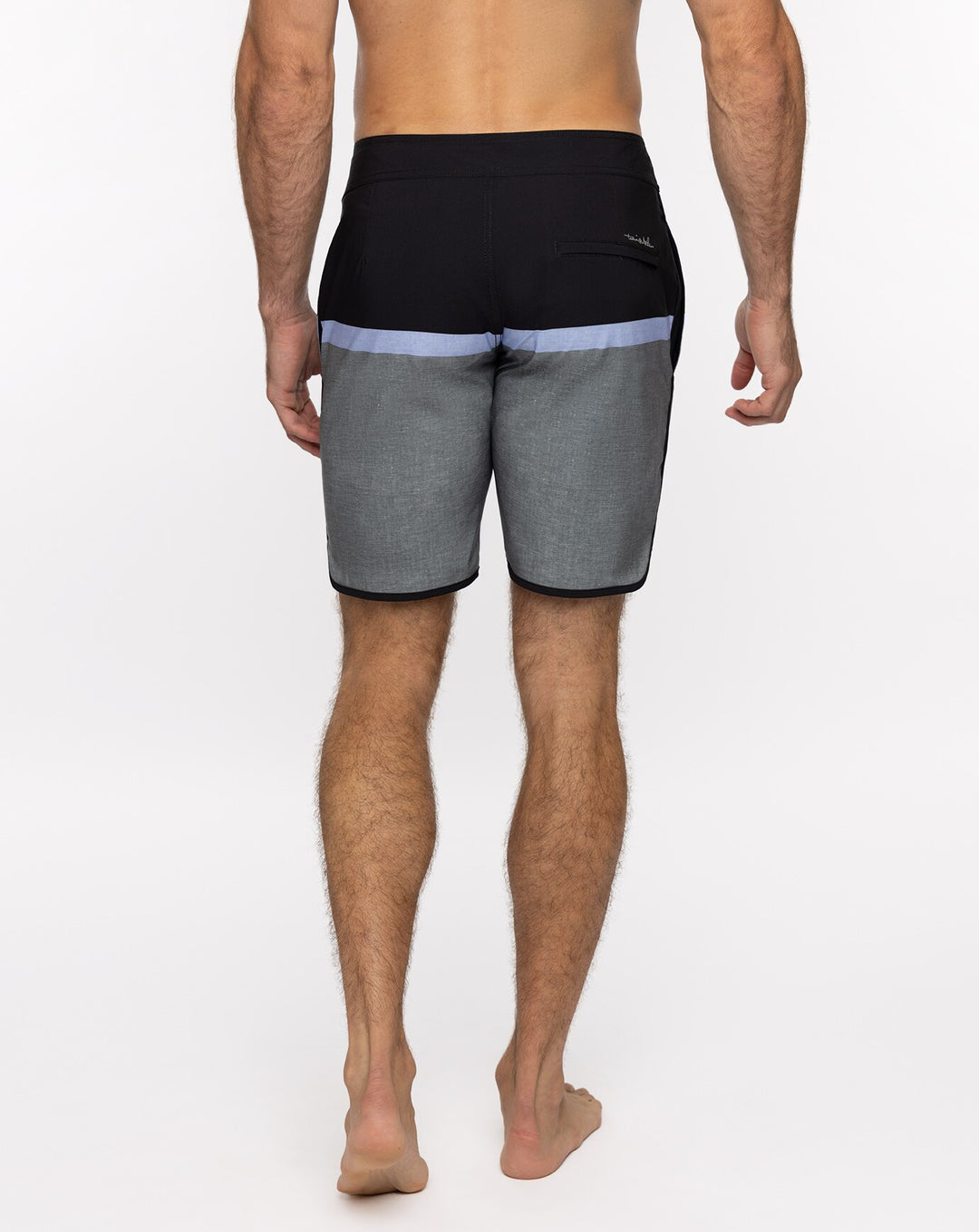 TRAVIS MATHEW MENS LEVEL FIVE HEAT SHORTS - BLACK