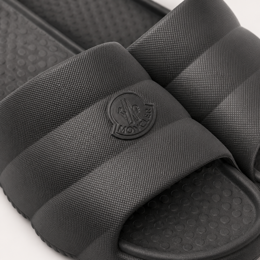 Moncler Men's Lilo Rubber Slides - BLACK