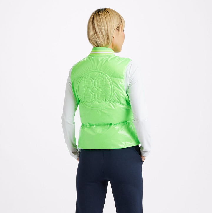 G/FORE WOMEN'S CIRCLE G's COATED NYLON QUILTED PUFFER VEST - GECKO