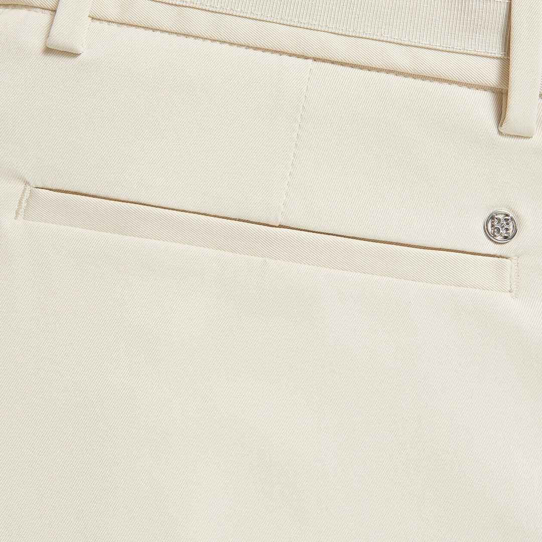 G/FORE MEN'S CLUB 9" INSEAM SHORT - STONE