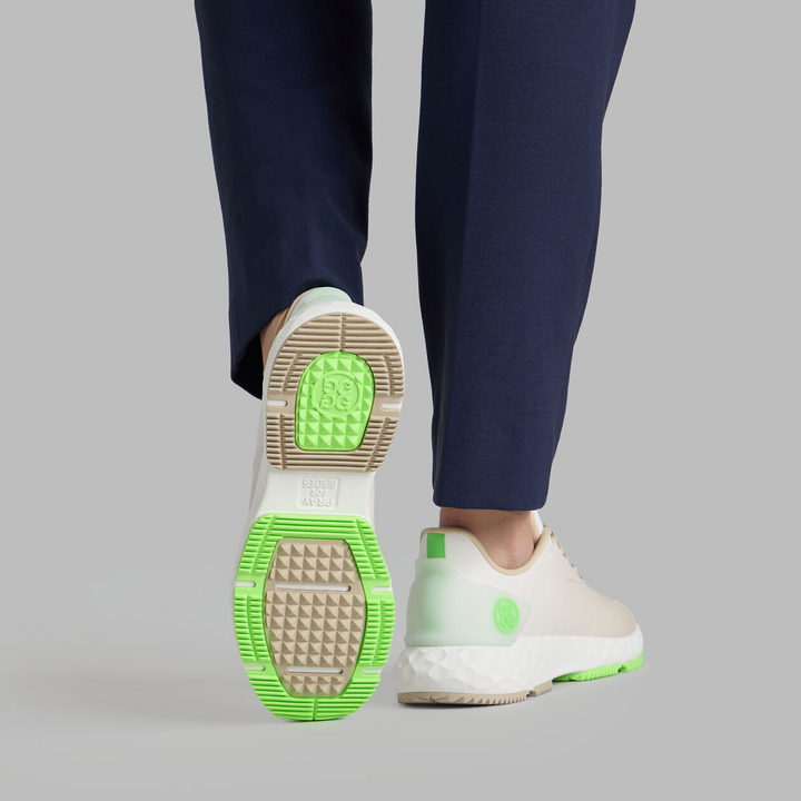 G/FORE WOMEN'S MG4+ GRADIENT GOLF SHOE - STONE