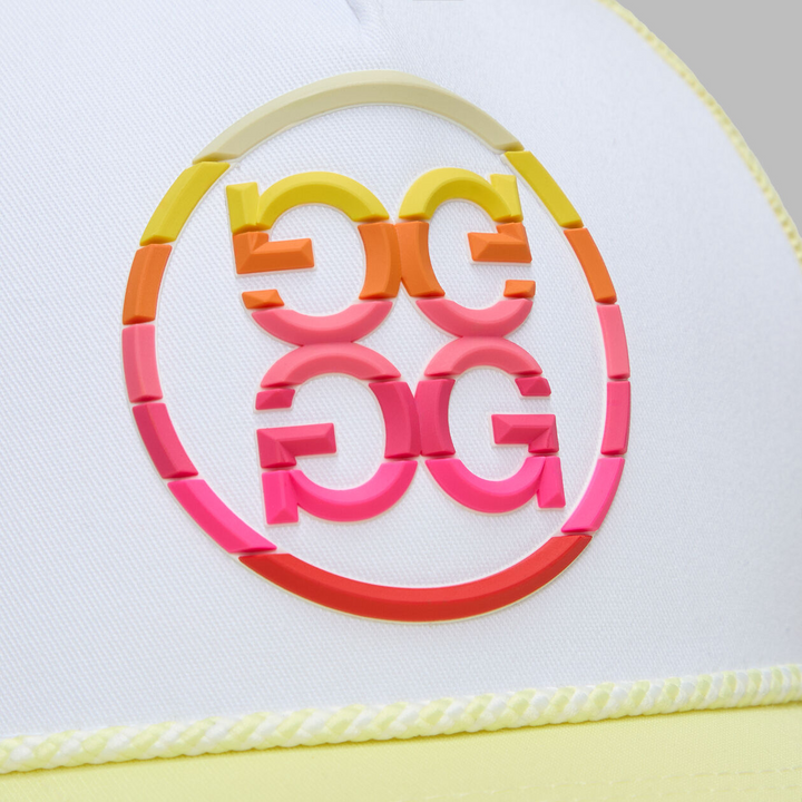 G/FORE MEN'S GRADIENT CIRCLE G'S TRUCKER HAT - SNOW/CANARY