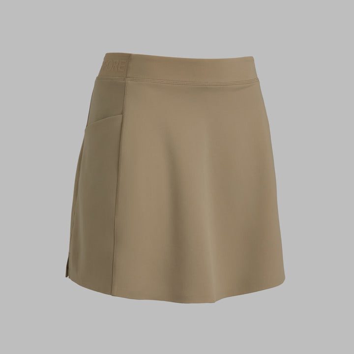G/FORE WOMENS KNOCKOUT A-LINE SKORT - DUNE