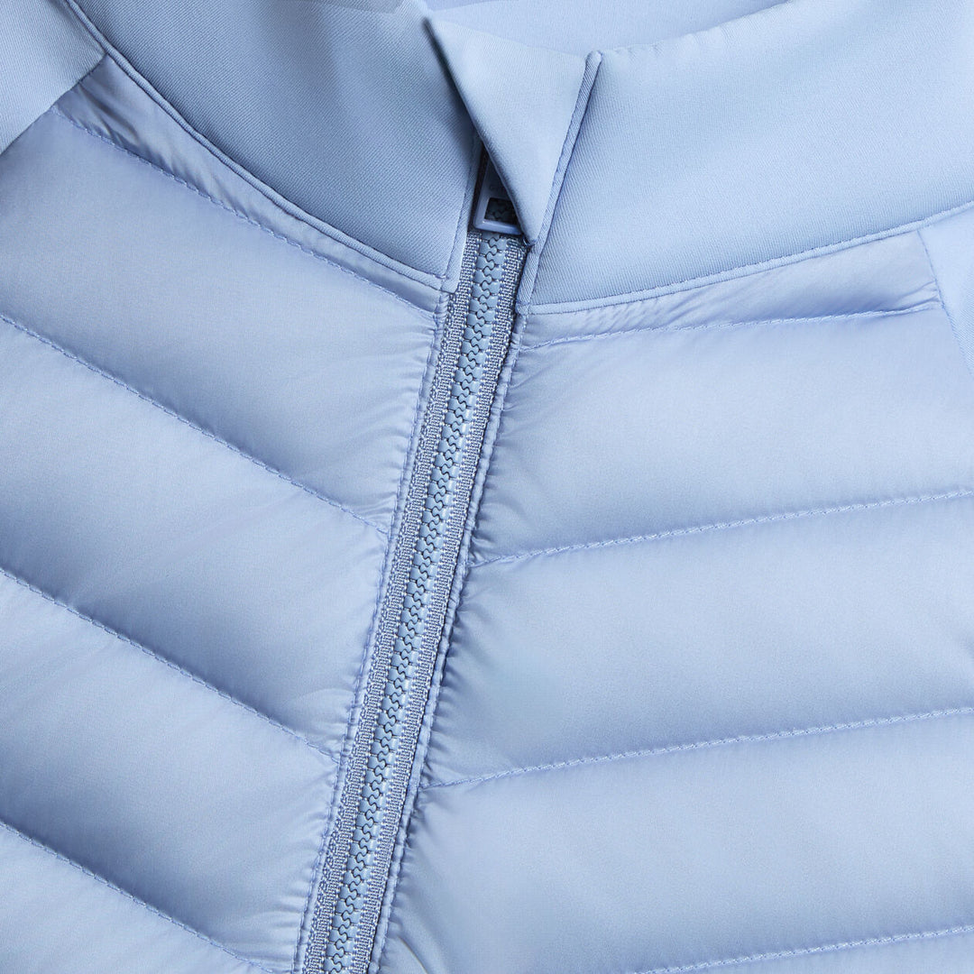G/FORE WOMEN'S V-DOWN QUILTED HYBRID JACKET - WILLOW