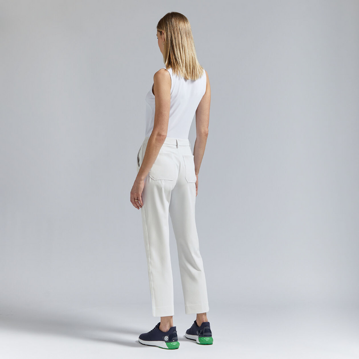 G/FORE WOMENS RIB COLLAR TECH PIQUÉ SLEEVELESS POLO - SNOW