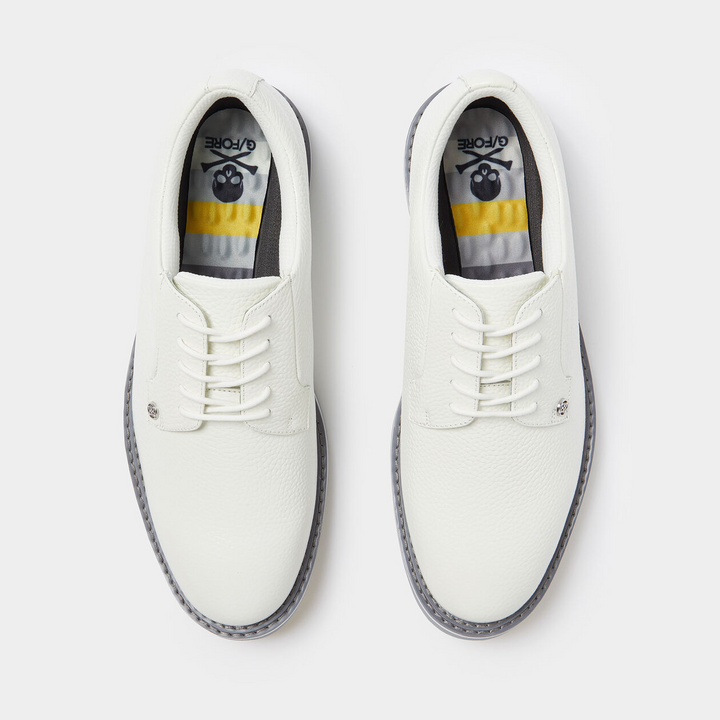 G/FORE MEN'S GALLIVANTER PEBBLE LEATHER GOLF SHOE - SNOW / MONUMENT