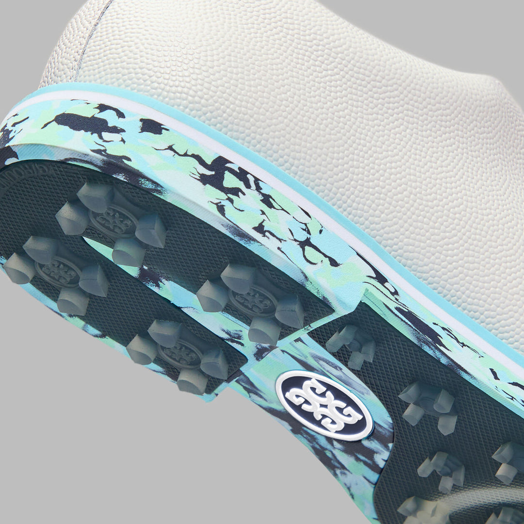 G/FORE MEN'S GALLIVANTER CAMO SOLE LEATHER GOLF SHOE - SNOW / CENOTE