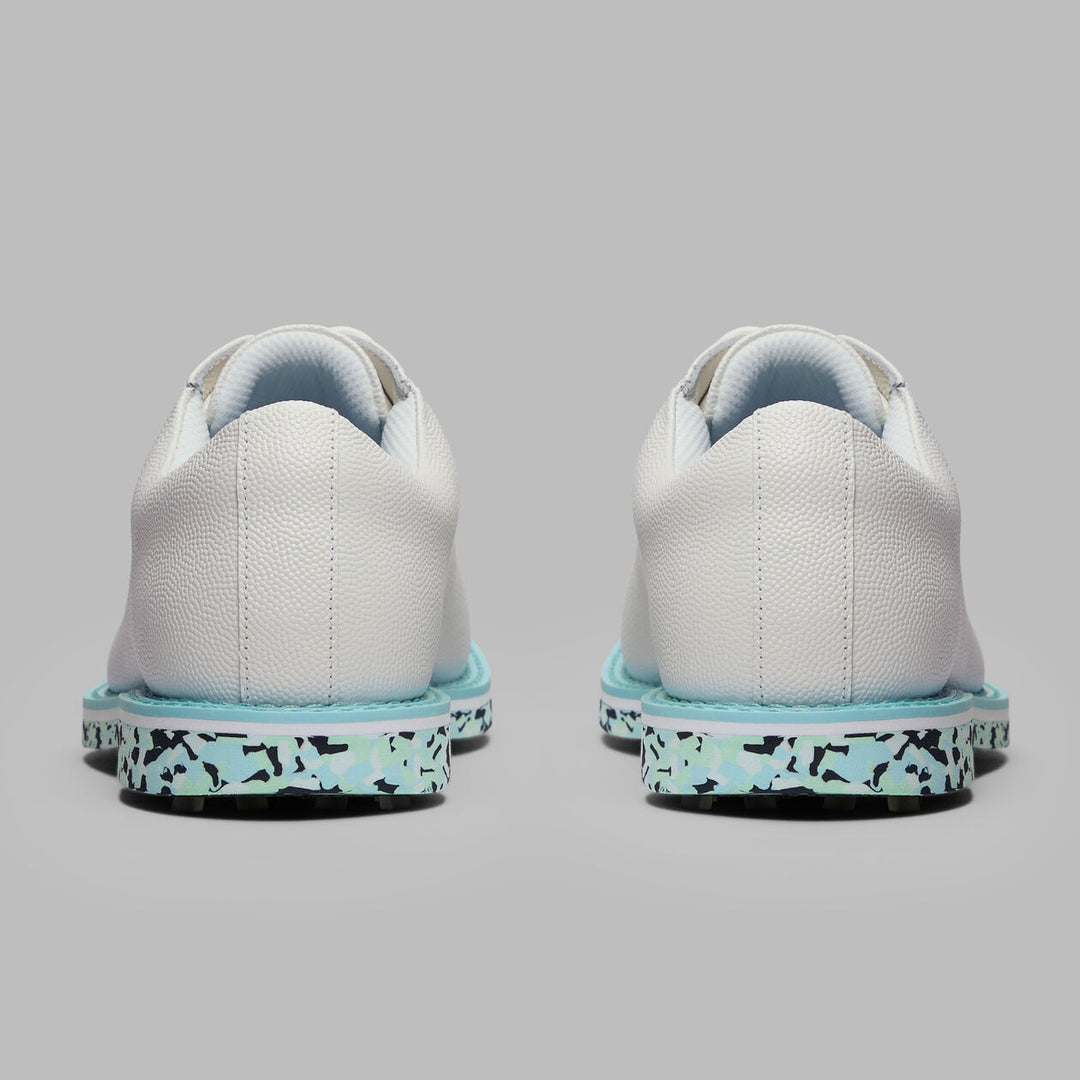 G/FORE MEN'S GALLIVANTER CAMO SOLE LEATHER GOLF SHOE - SNOW / CENOTE