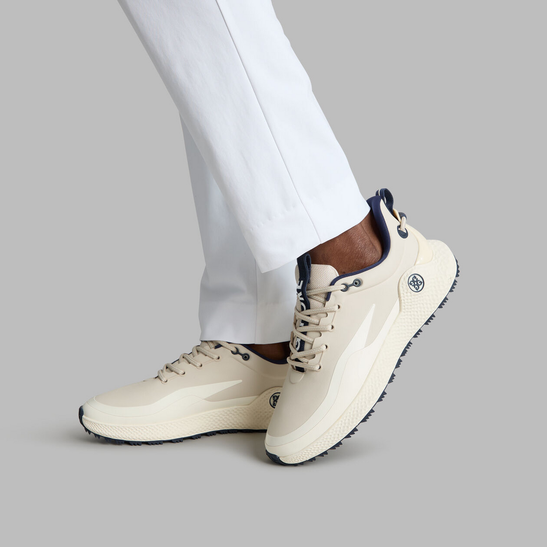 G/FORE MEN'S MG4+ O2 GOLF SHOE - PUMICE / CHALK WHITE G/FORE MEN'S MG4+ O2 GOLF SHOE - PUMICE / CHALK WHITE