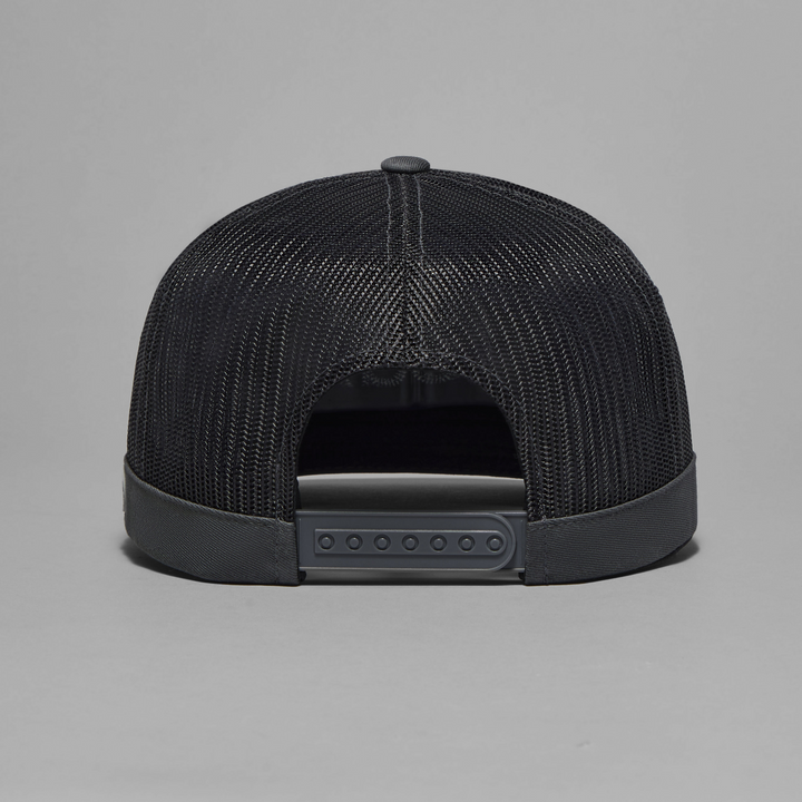 G/FORE MENS SOUTACHE KNIT INTERLOCK TALL TRUCKER HAT - CHARCOAL