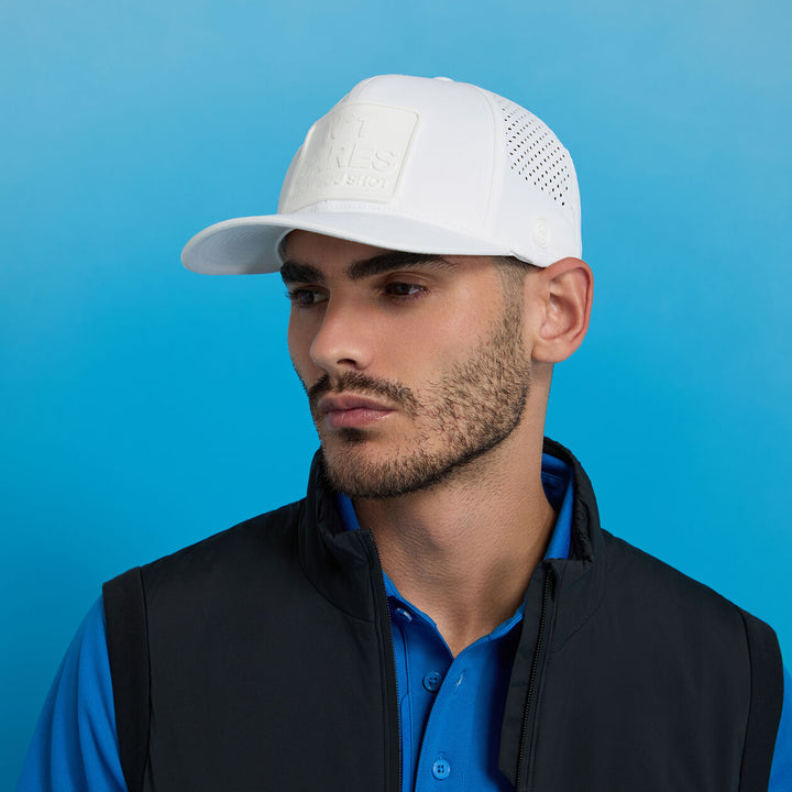 G/FORE MEN'S NO1 CARES PERFORATED DELTA HAT - SNOW