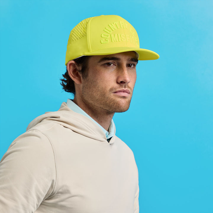 G/FORE MEN'S COUNTRY CLUB MISFIT PERFORATED DELTA HAT - ELECTRIC