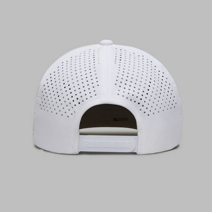 G/FORE MEN'S COUNTRY CLUB MISFIT PERFORATED DELTA HAT -SNOW