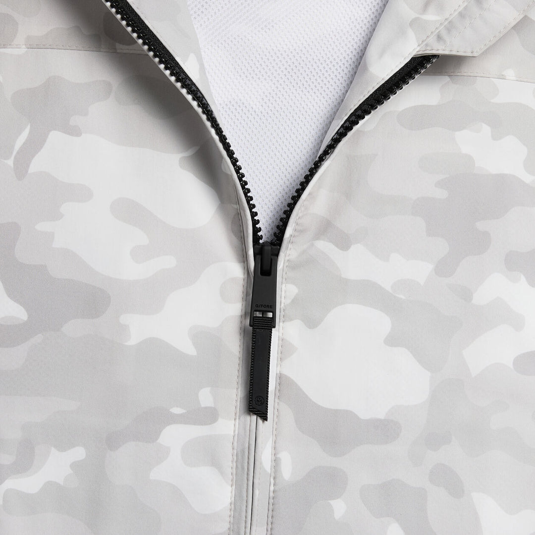 G/FORE MEN'S PARACHUTE CAMO WINDBREAKER - SNOW CAMO