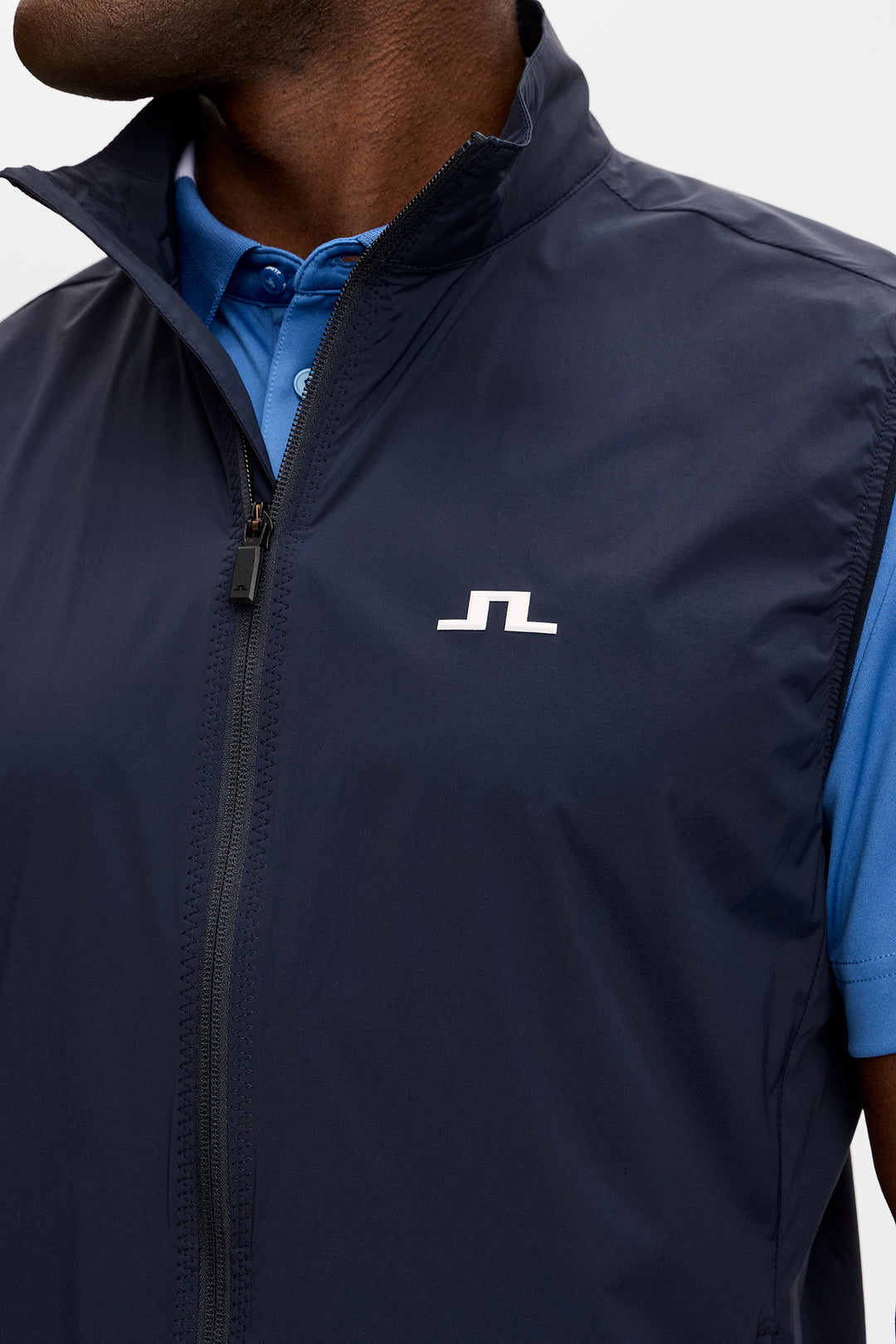 J.Lindeberg Men's Ash Light Packable Vest - NAVY