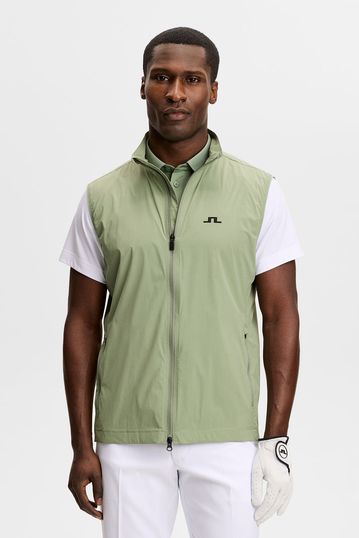 J.Lindeberg Men's Ash Light Packable Vest - HEDGE GREEN