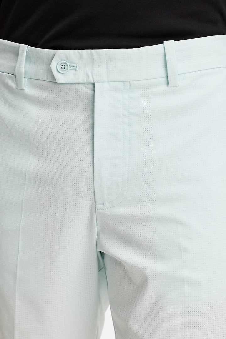 J.Lindeberg Men's Vent  Shorts - SKY LIGHT
