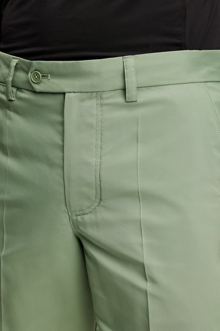 J.Lindeberg Men's Mitch Shorts - HEDGE GREEN