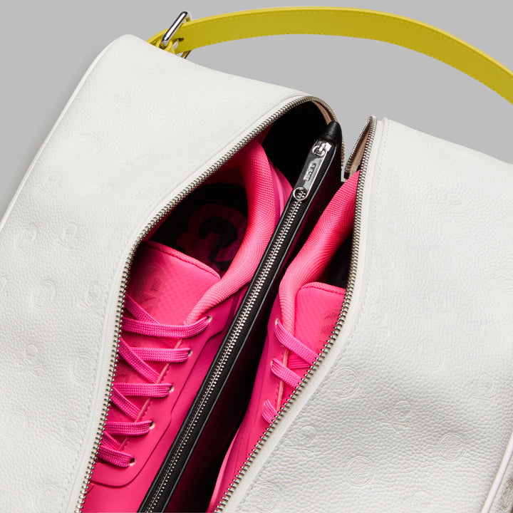 G/FORE EMBOSSED LUXE LEATHER GOLF SHOEBAG - SNOW