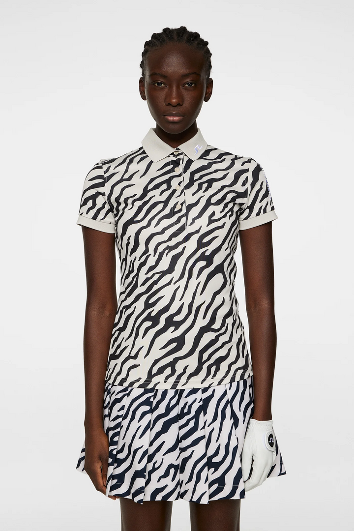 J.Lindeberg Women's TOUR TECH PRINT Polo - TOUR TIGER MOONBEAM