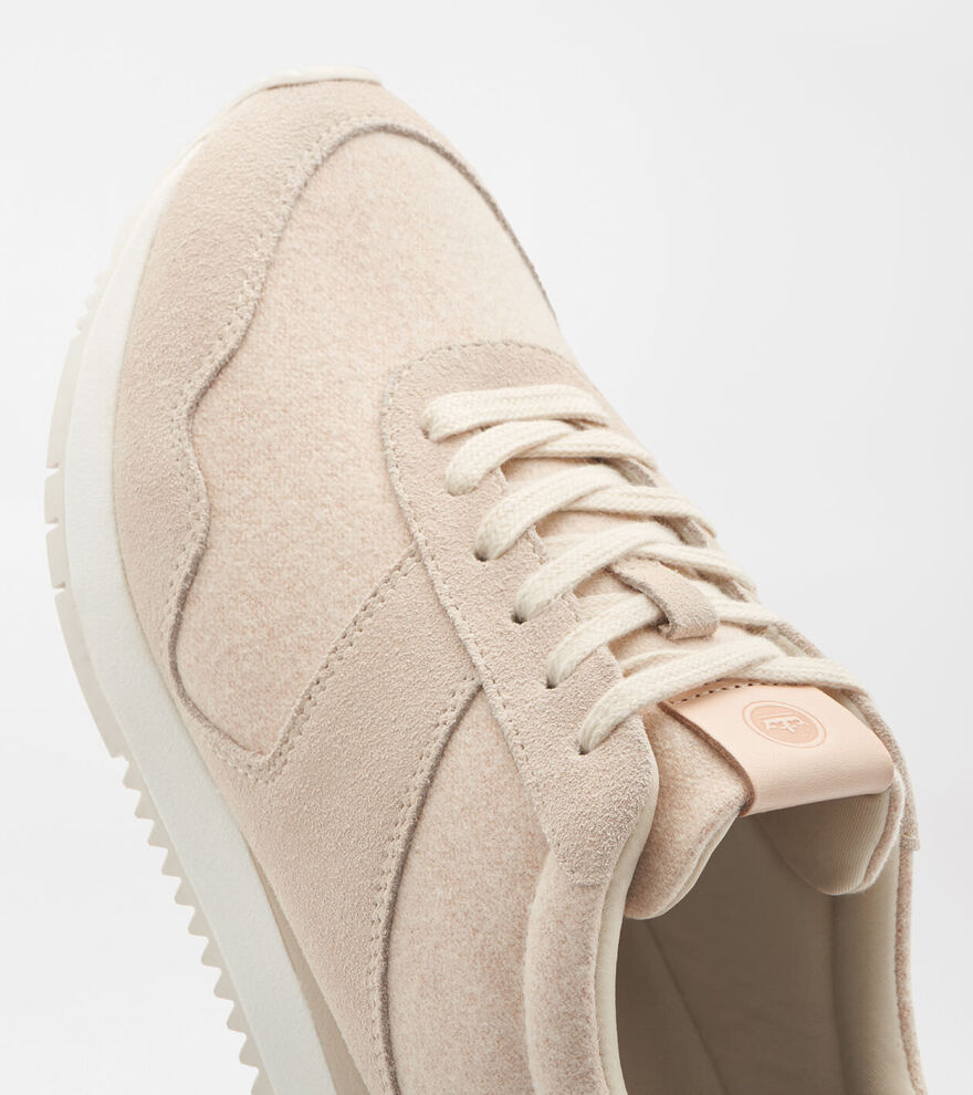 Peter Millar Womens Flora Day Runner - LATTE