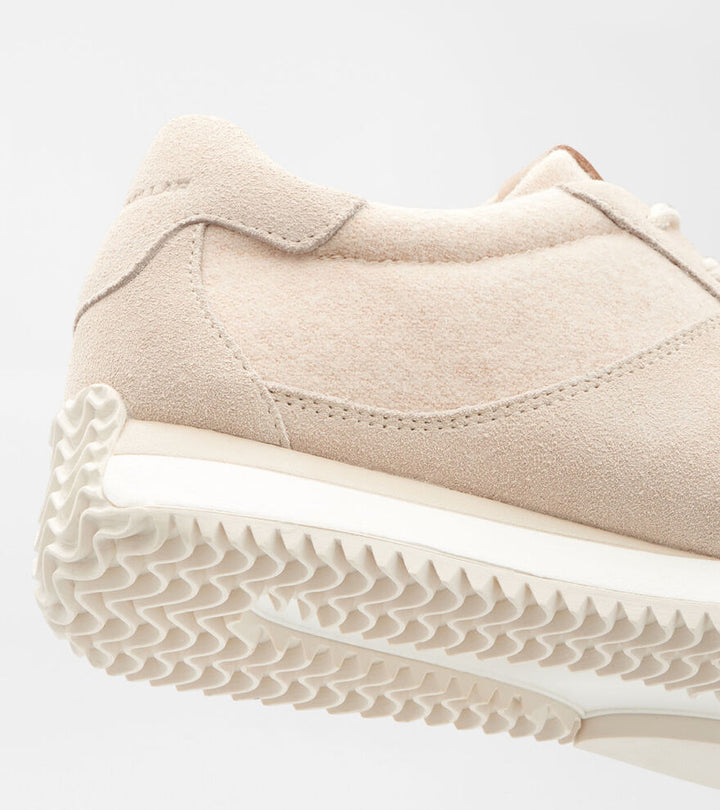 Peter Millar Womens Flora Day Runner - LATTE
