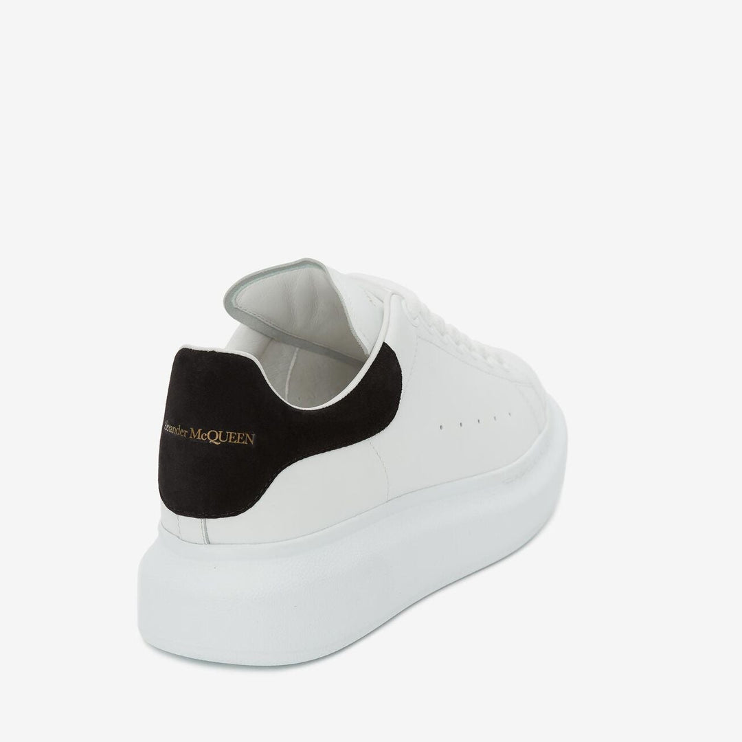 Alexander McQueen Womens Oversized Sneaker - WHITE/BLACK