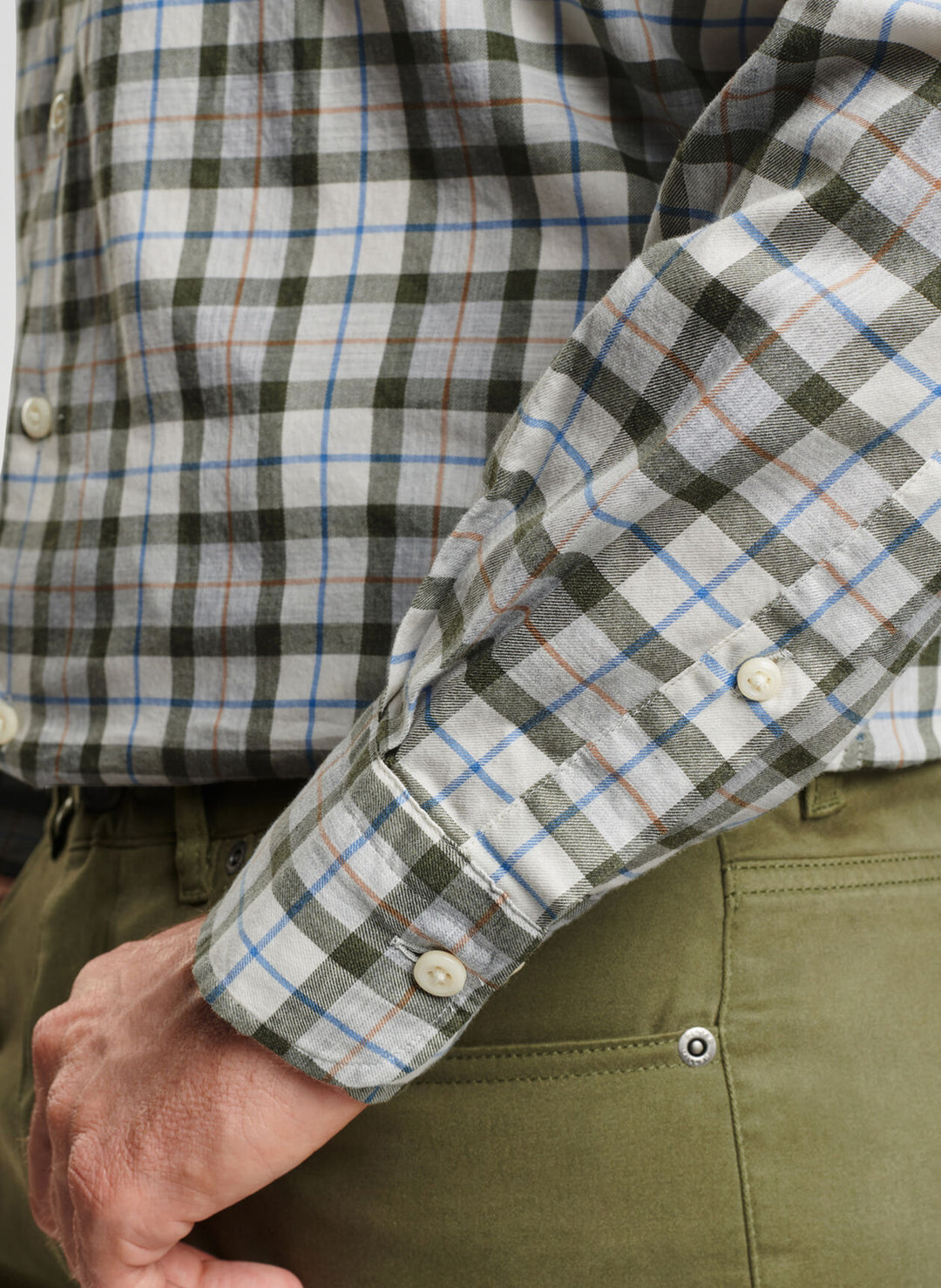 Peter Millar Men's CLASSIC FIT Alton Cotton Sport Shirt - WINTER IVORY