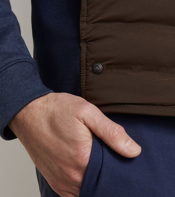 Peter Millar Men's Tailored Fit Winsome Hybrid Vest - ANTIQUE WALNUT