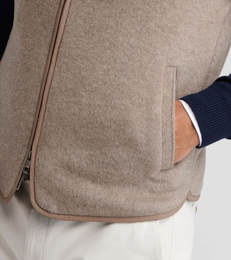 Peter Millar Men's Classic Fit Crown Flex Merino Vest - GRAIN