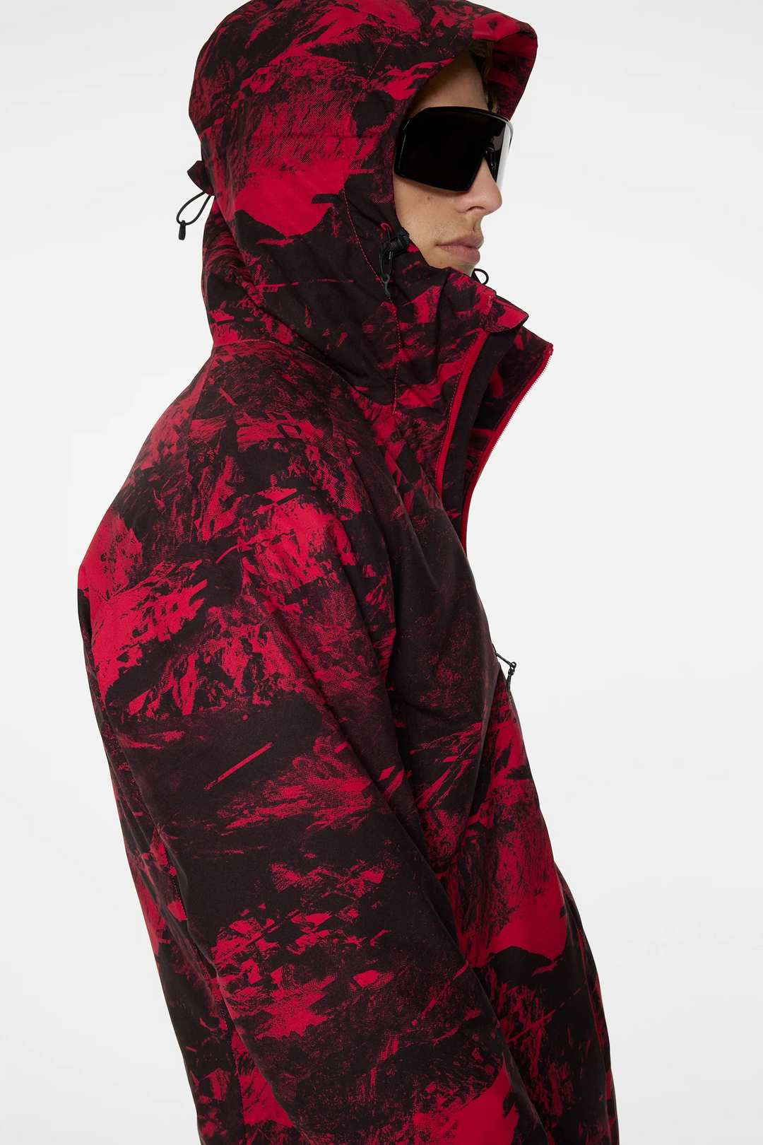 J.Lindeberg Men's ACE Printed Ski Jacket - MOUNTAIN GLITCH RED