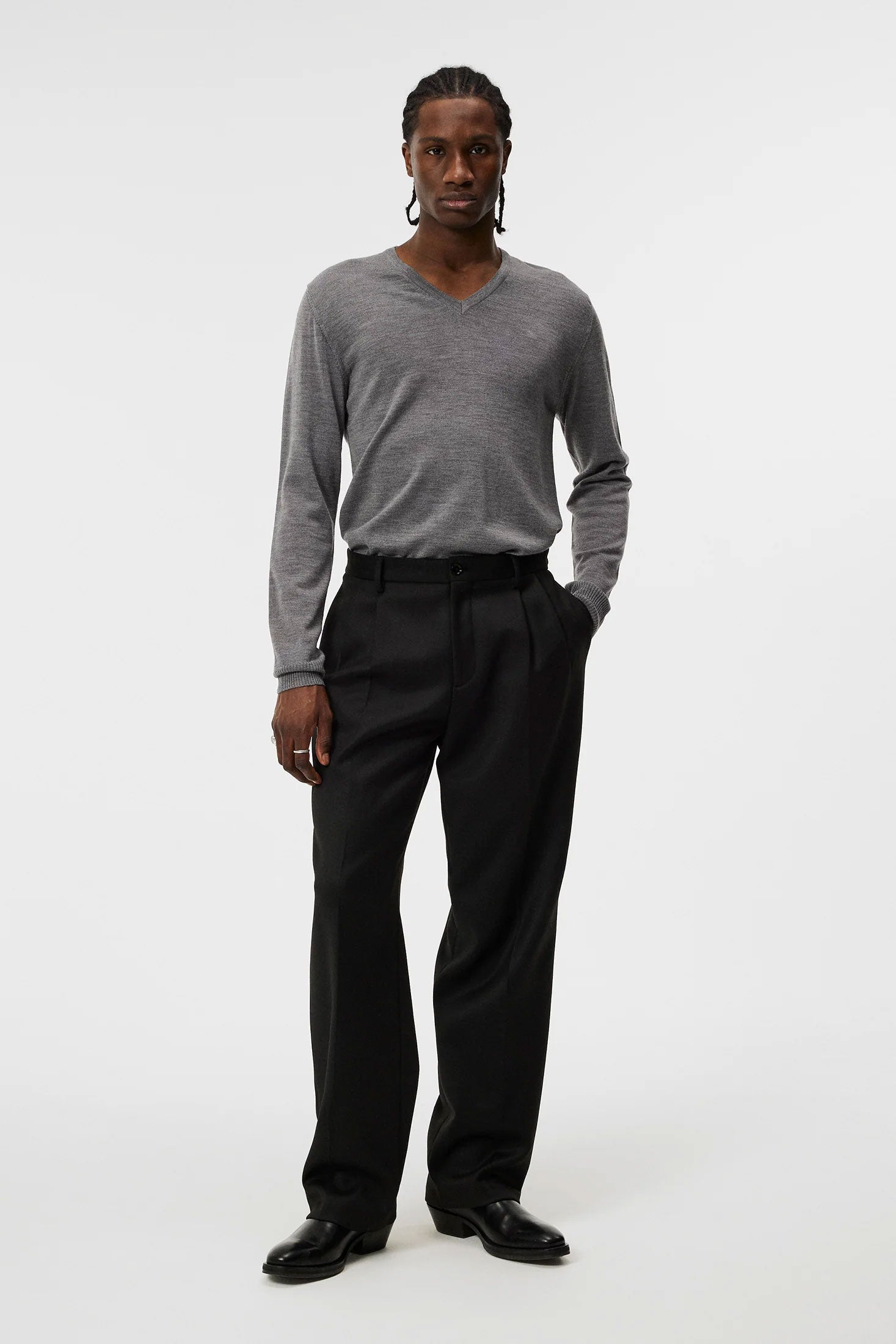 J.Lindeberg Lymann Mens V-Neck Fine Merino Sweater - GREY MELANGE - Si